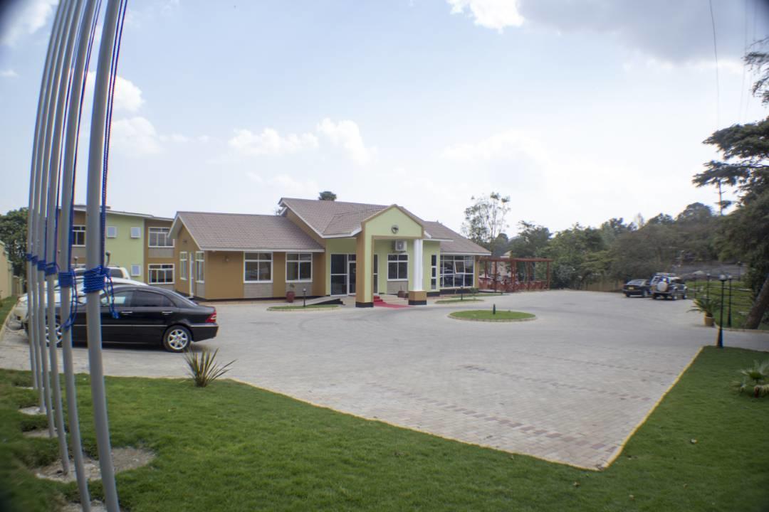 Hotel Desderia Mbeya Kültér fotó