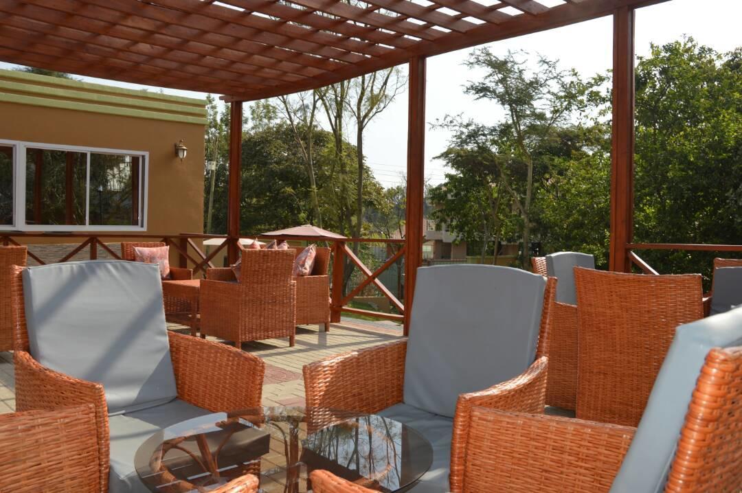 Hotel Desderia Mbeya Kültér fotó