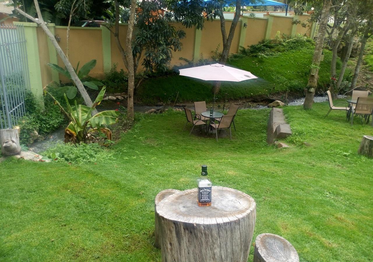 Hotel Desderia Mbeya Kültér fotó